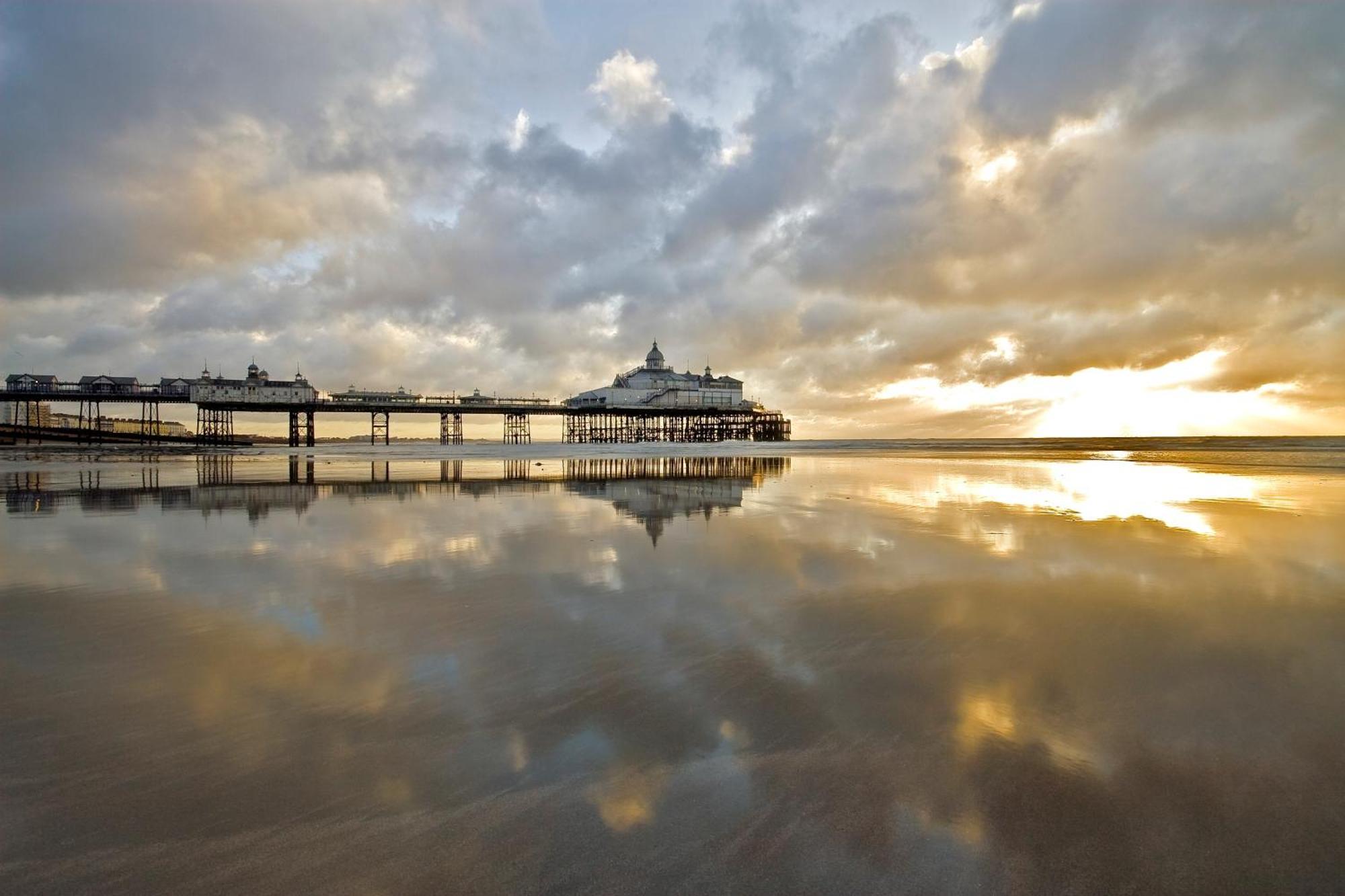 The Grand Hotel Eastbourne Exterior photo